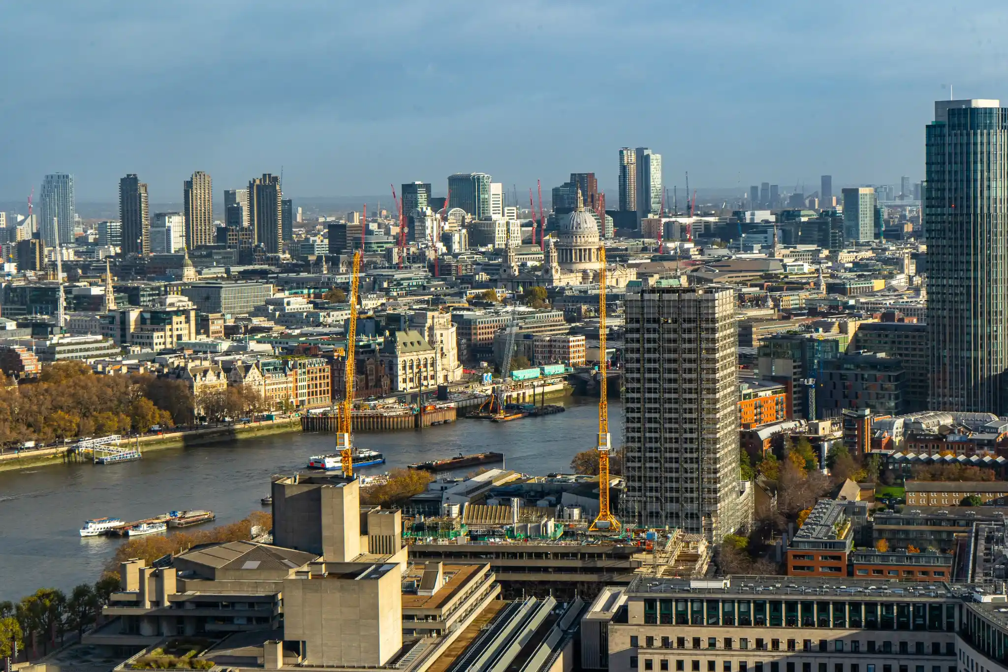 Panorama Londynu — The Shard, Tamiza i wieżowce City of London