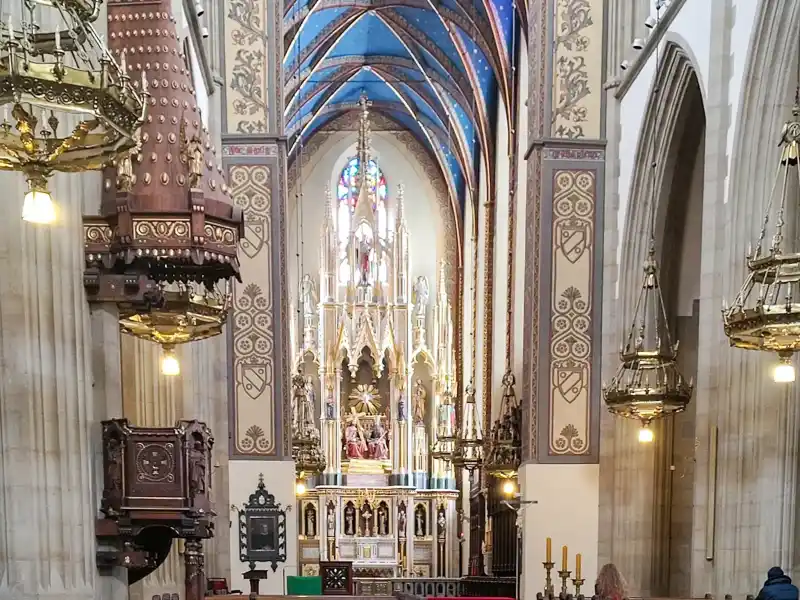 wnetrze bazyliki dominikanow krakow 005