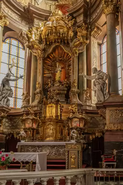 klodzko wnetrze kosciola 042