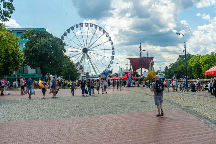 kolobrzeg nabrzeze portowe