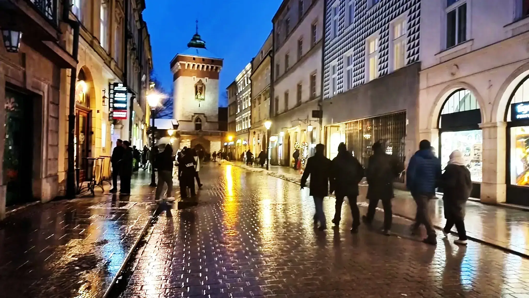 Brama Floriańska i ulica Floriańska w Krakowie – historyczny początek Drogi Królewskiej